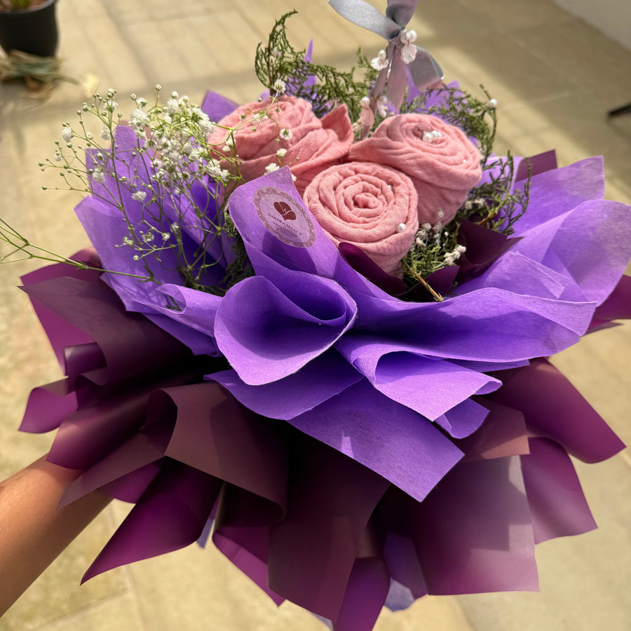 Bouquet wrapped in purple, White Flowerr customer photo