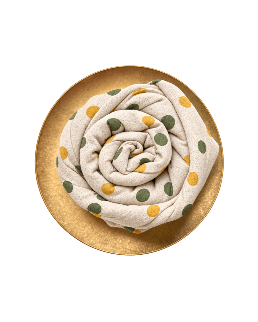 Dream Dot muslin rose on a gold plate